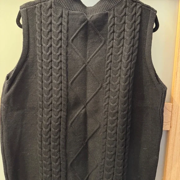 Black Sweater Vest - Picture 2 of 4